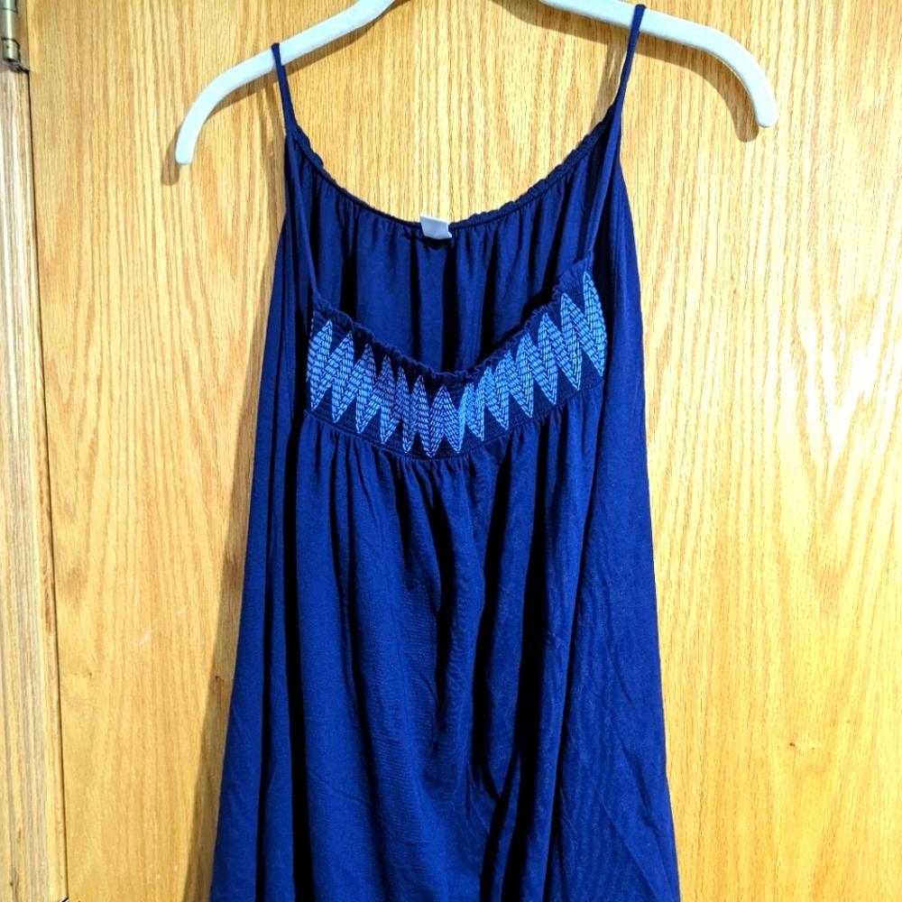 Old Navy XL tank like new